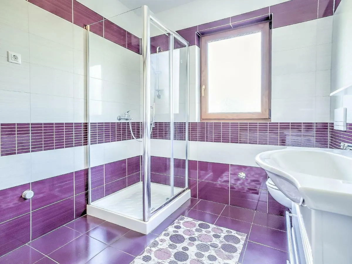 Apartment Ulika-1 By Interhome Tar-Vabriga 0*,